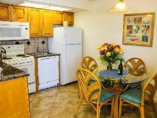 Coral Reef Resort St. Pete Beach Rom bilde