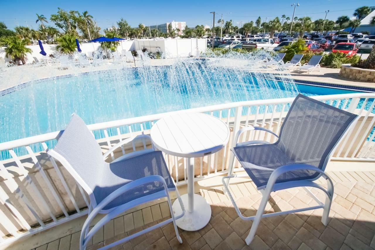 Coral Reef Resort St. Pete Beach Eksteriør bilde